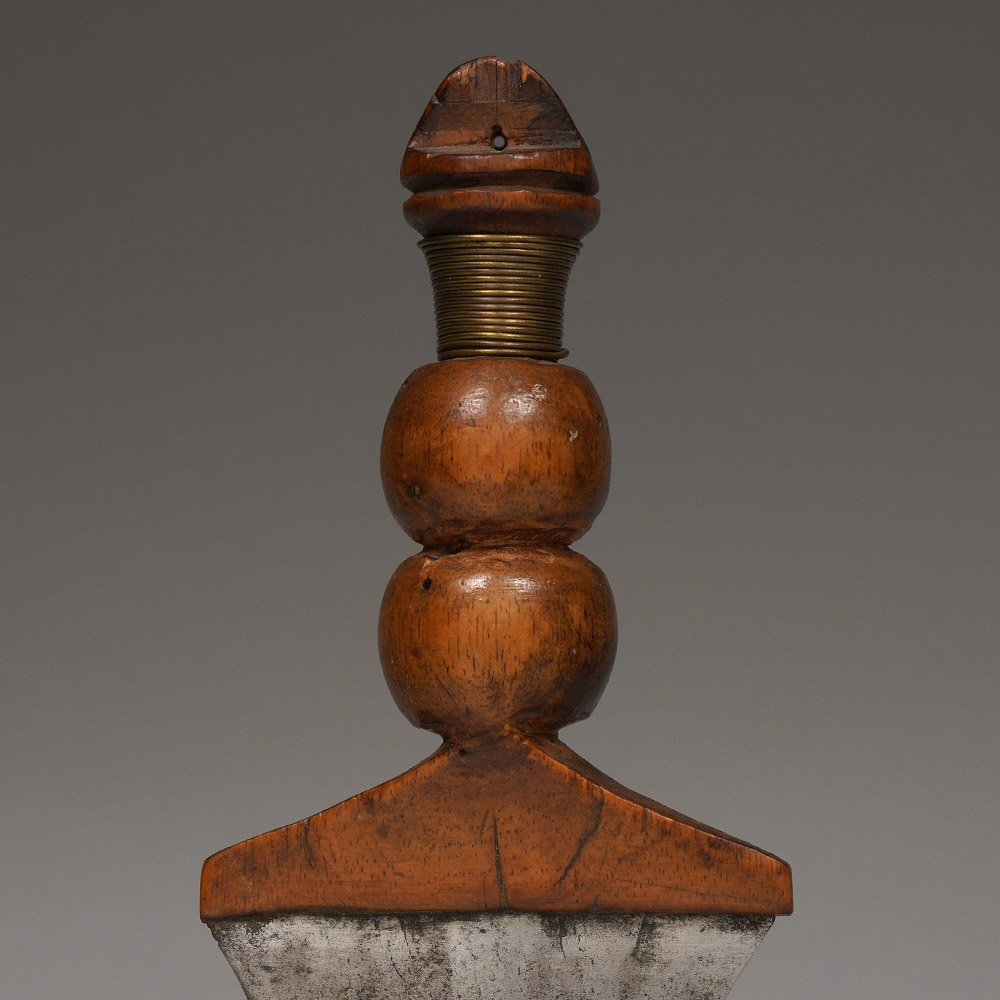 Small Dagger with Grooved Blade  Fang / Makaa, Gabon / Cameroon