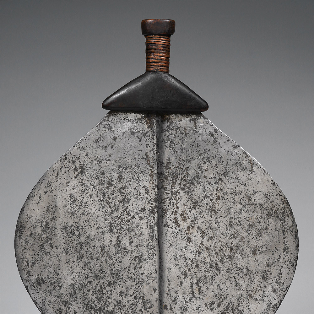 Symmetrical Discoid Knife, Mossal Ngul / Yanzi / Mbuun, D.R. Congo