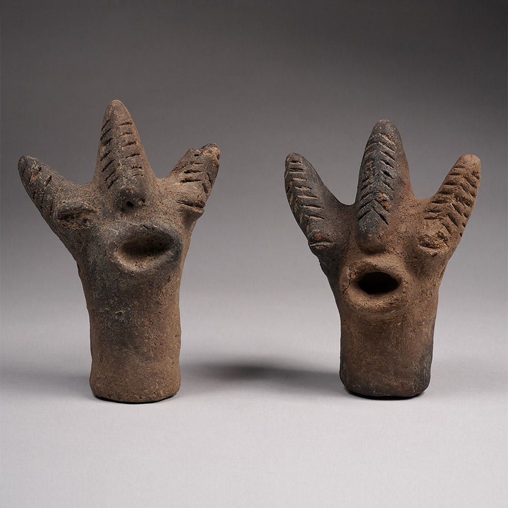 Pair of Abstract Figures with Three-Part Coiffures, Sao Chad