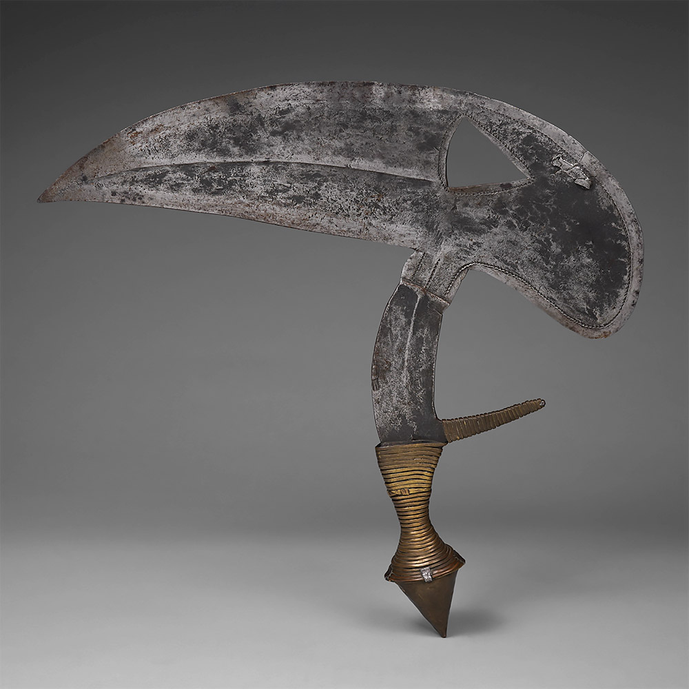 Onzil or Os&eacute;l&eacute; Birdhead Knife Fang / Kota, Gabon